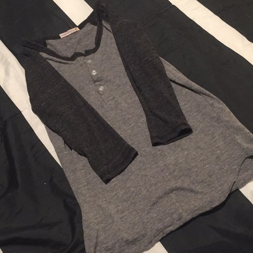 3/4 Long Sleeved Shirt